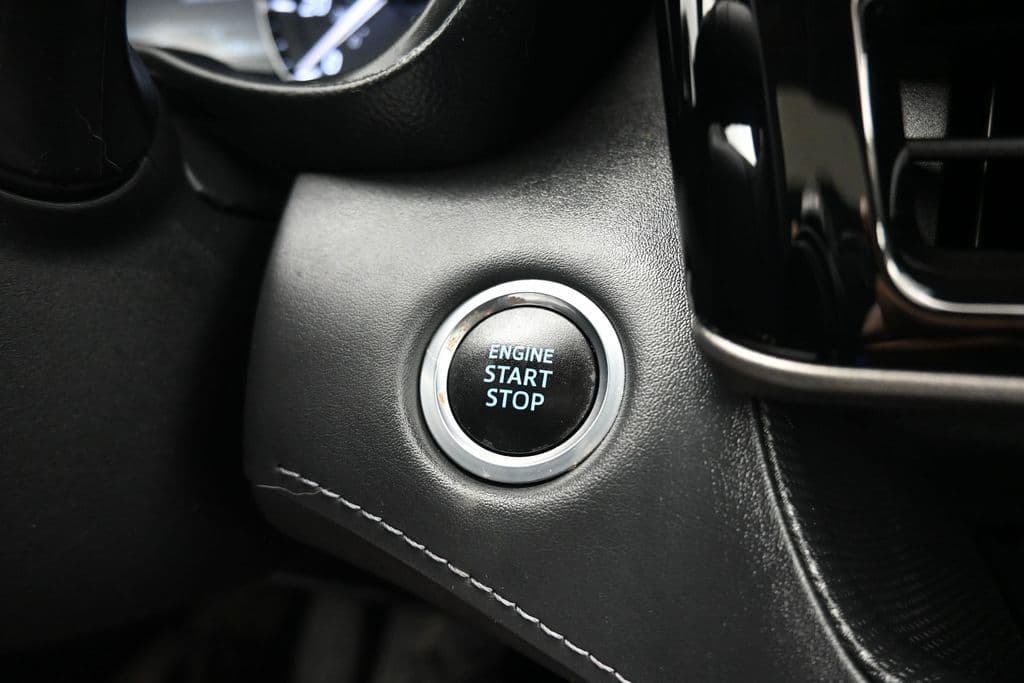 2020 Toyota Highlander XLE, photo 23 of 73