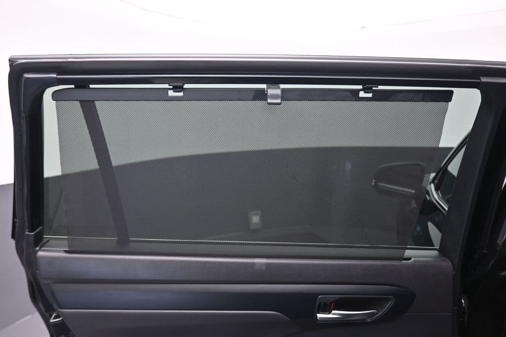 2020 Toyota Highlander XLE, photo 32 of 73