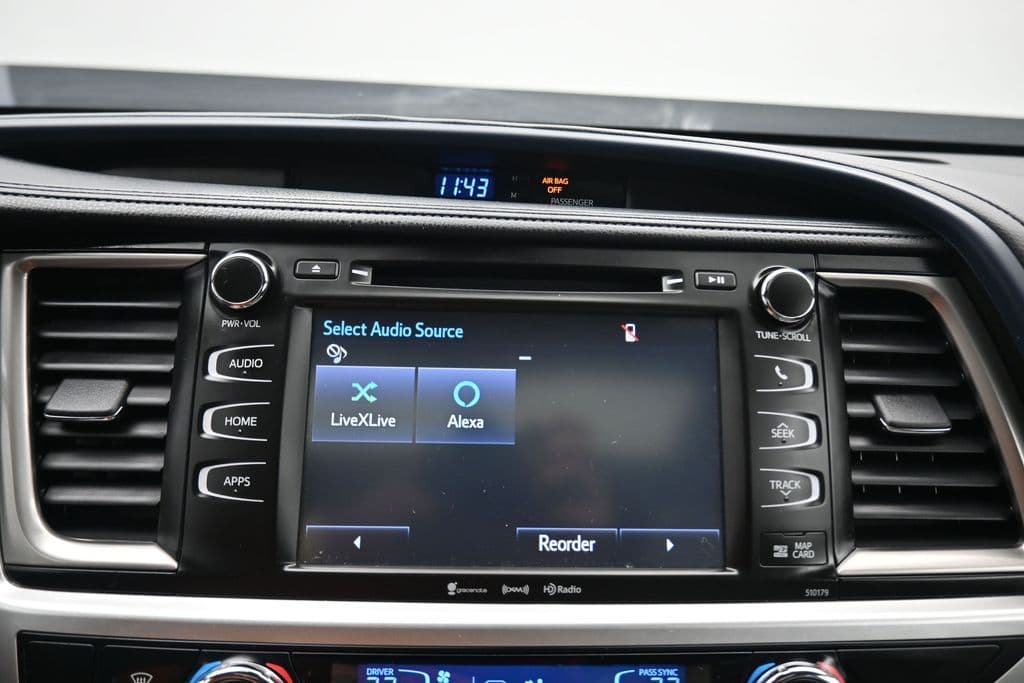 2018 Toyota Highlander XLE, photo 17 of 72
