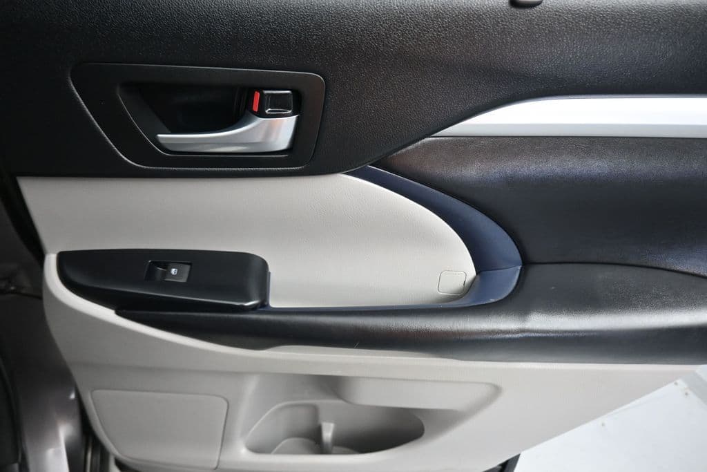 2018 Toyota Highlander XLE, photo 44 of 72
