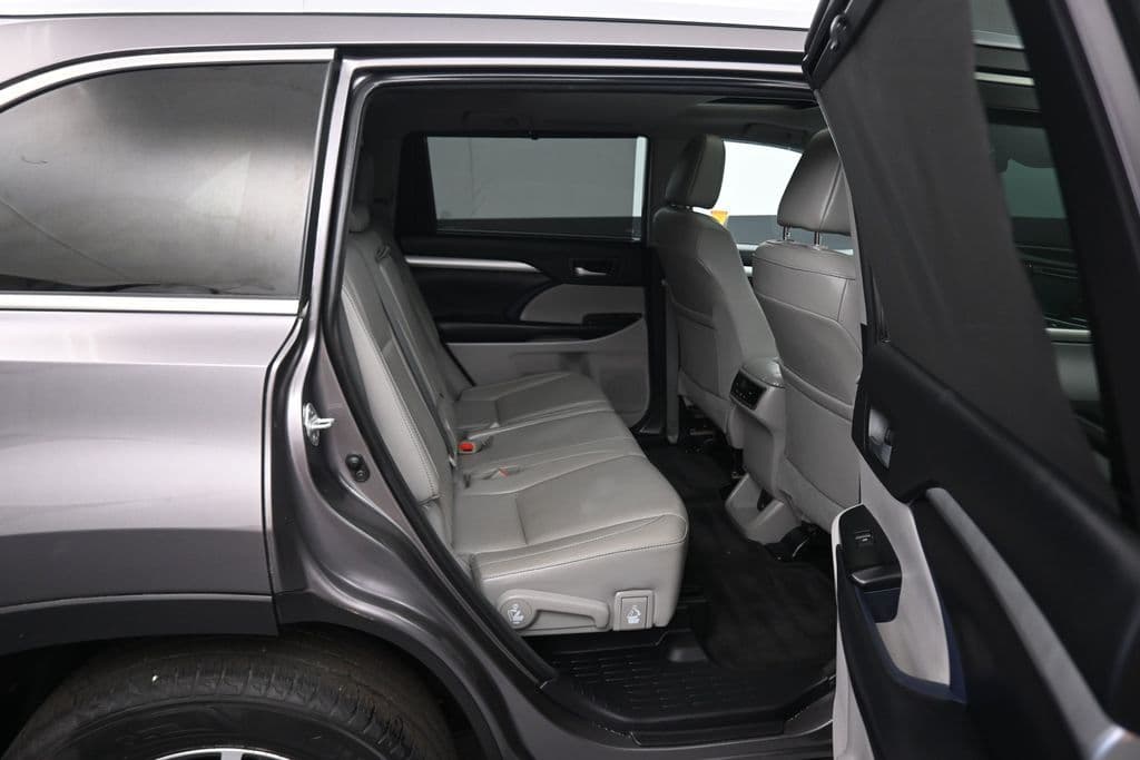 2018 Toyota Highlander XLE, photo 46 of 72