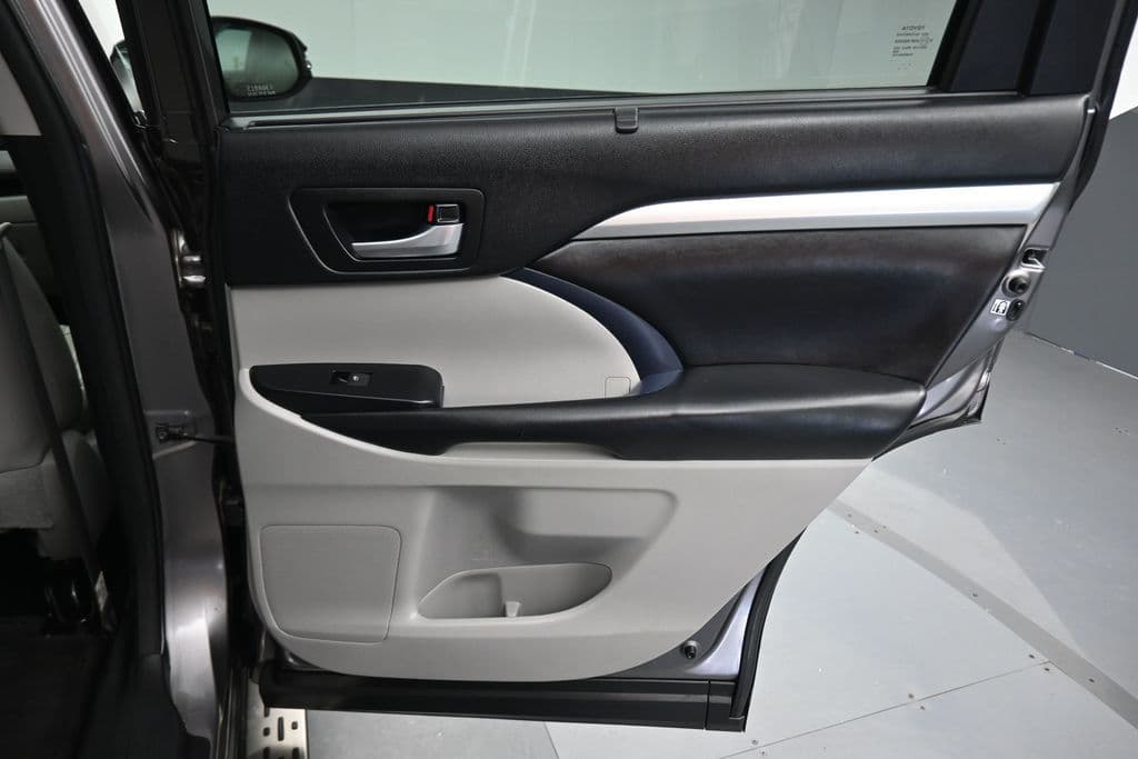 2018 Toyota Highlander XLE, photo 43 of 72