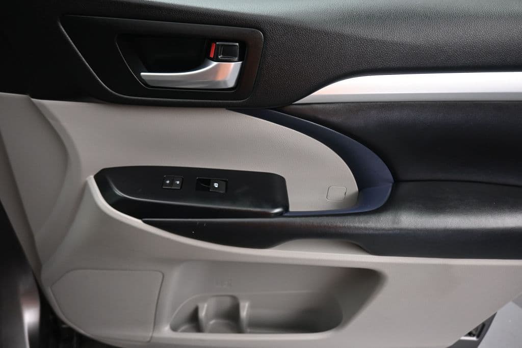 2018 Toyota Highlander XLE, photo 54 of 72