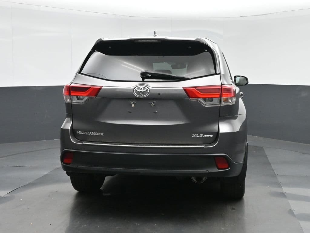2018 Toyota Highlander XLE, photo 6 of 72