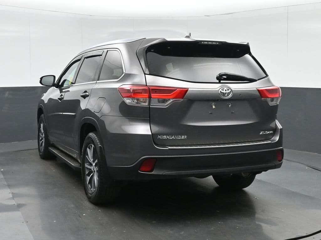 2018 Toyota Highlander XLE, photo 5 of 72