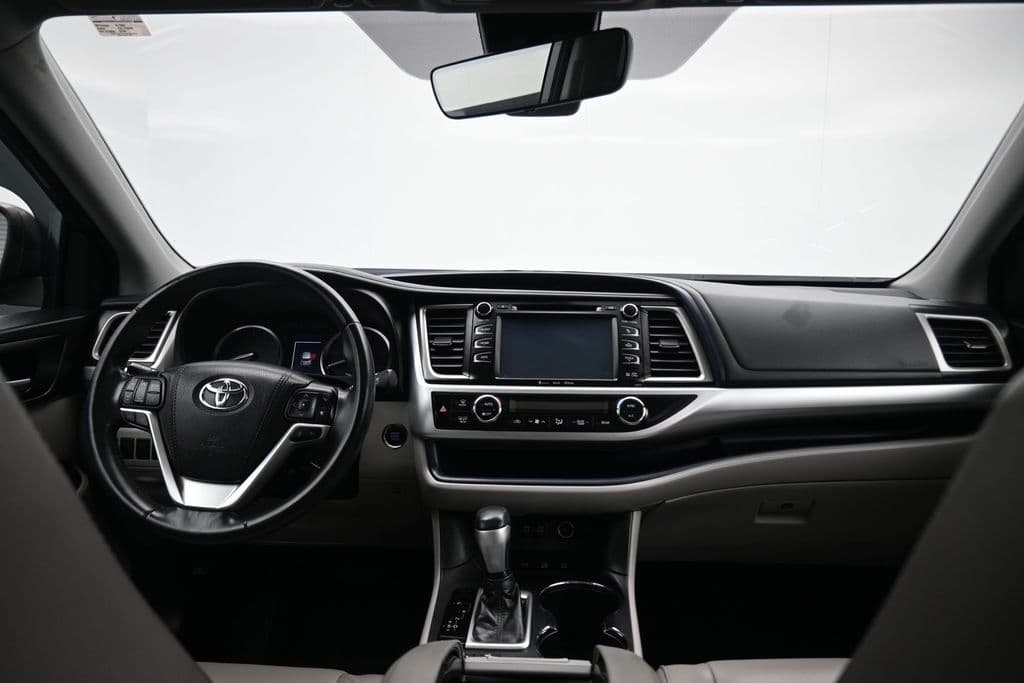 2018 Toyota Highlander XLE, photo 51 of 72