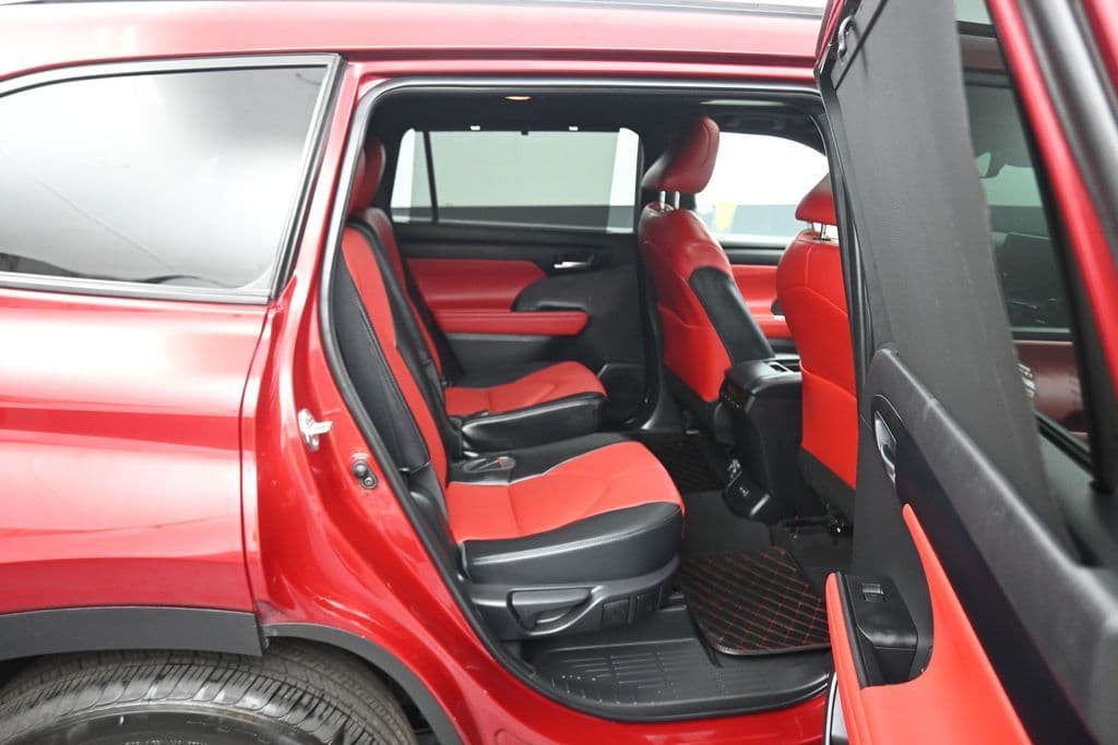 2023 Toyota Highlander XSE, photo 50 of 76