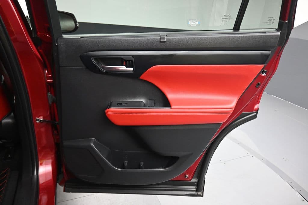 2023 Toyota Highlander XSE, photo 47 of 76