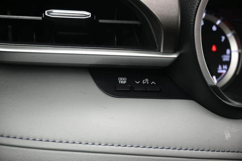 2023 Toyota Highlander XLE, photo 27 of 75