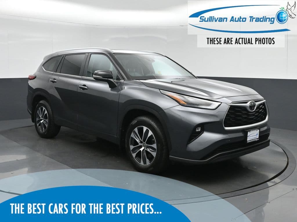 2023 Toyota Highlander XLE, photo 1 of 75