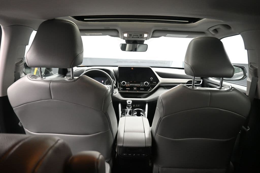 2023 Toyota Highlander XLE, photo 45 of 75