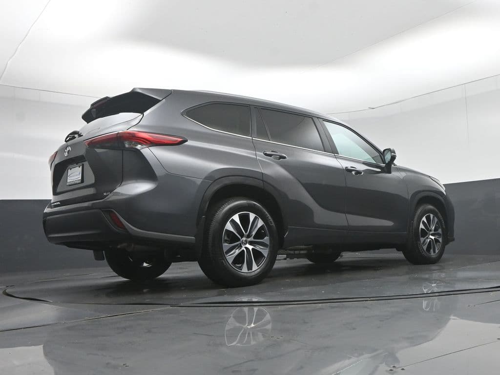2023 Toyota Highlander XLE, photo 71 of 75