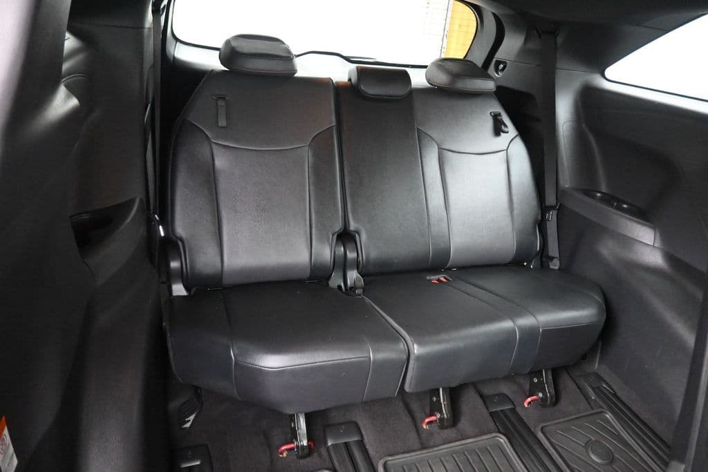 2021 Toyota Sienna XSE 7 Passenger, photo 48 of 72