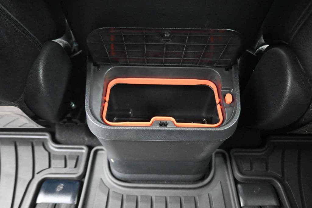 2021 Toyota Sienna XSE 7 Passenger, photo 32 of 72