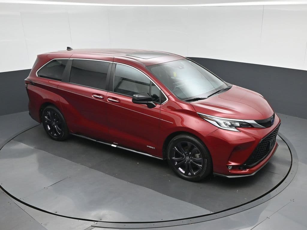 2021 Toyota Sienna XSE 7 Passenger, photo 69 of 72