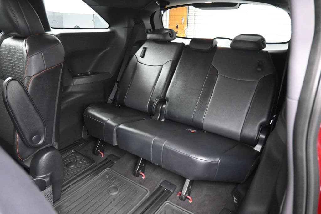 2021 Toyota Sienna XSE 7 Passenger, photo 38 of 72
