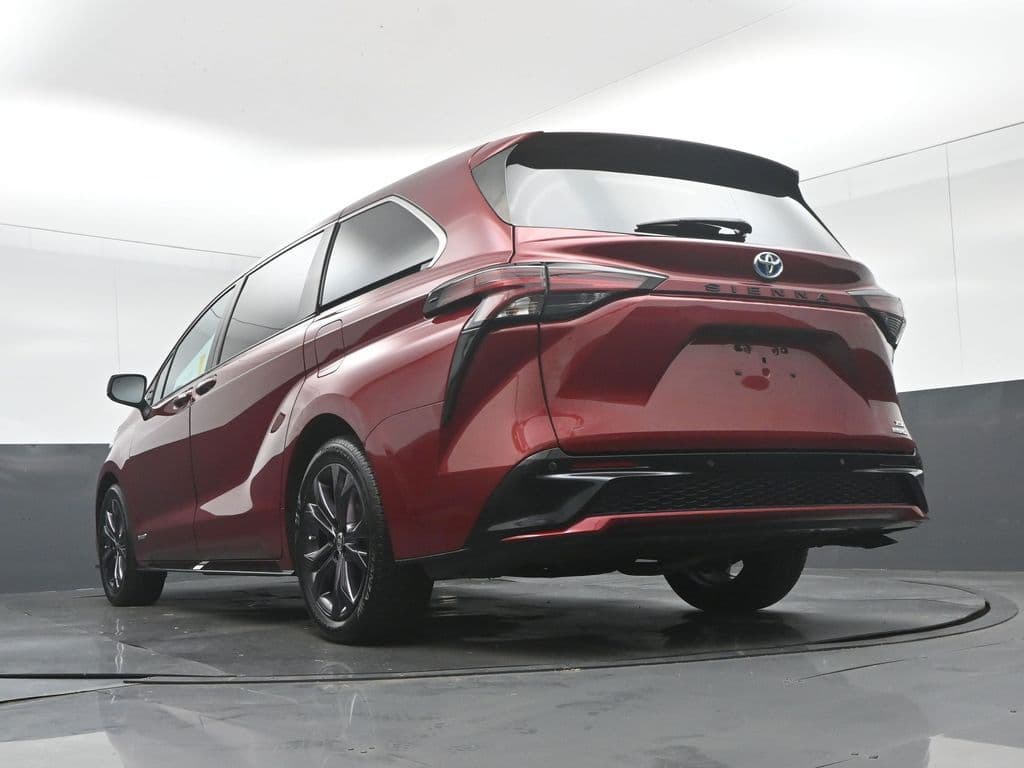 2021 Toyota Sienna XSE 7 Passenger, photo 67 of 72