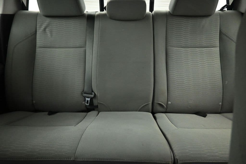 2016 Toyota Tacoma SR5 V6, photo 25 of 59