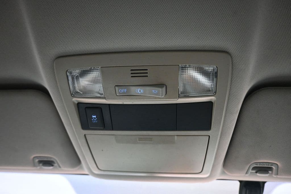 2016 Toyota Tacoma SR5 V6, photo 22 of 59