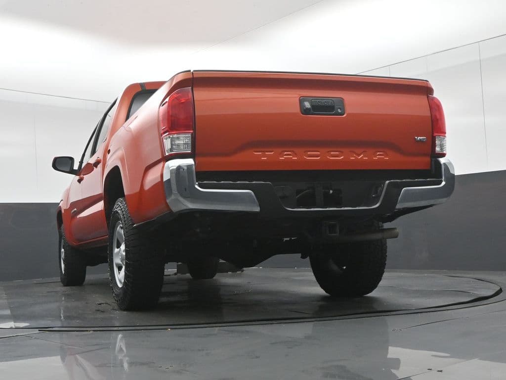 2016 Toyota Tacoma SR5 V6, photo 54 of 59