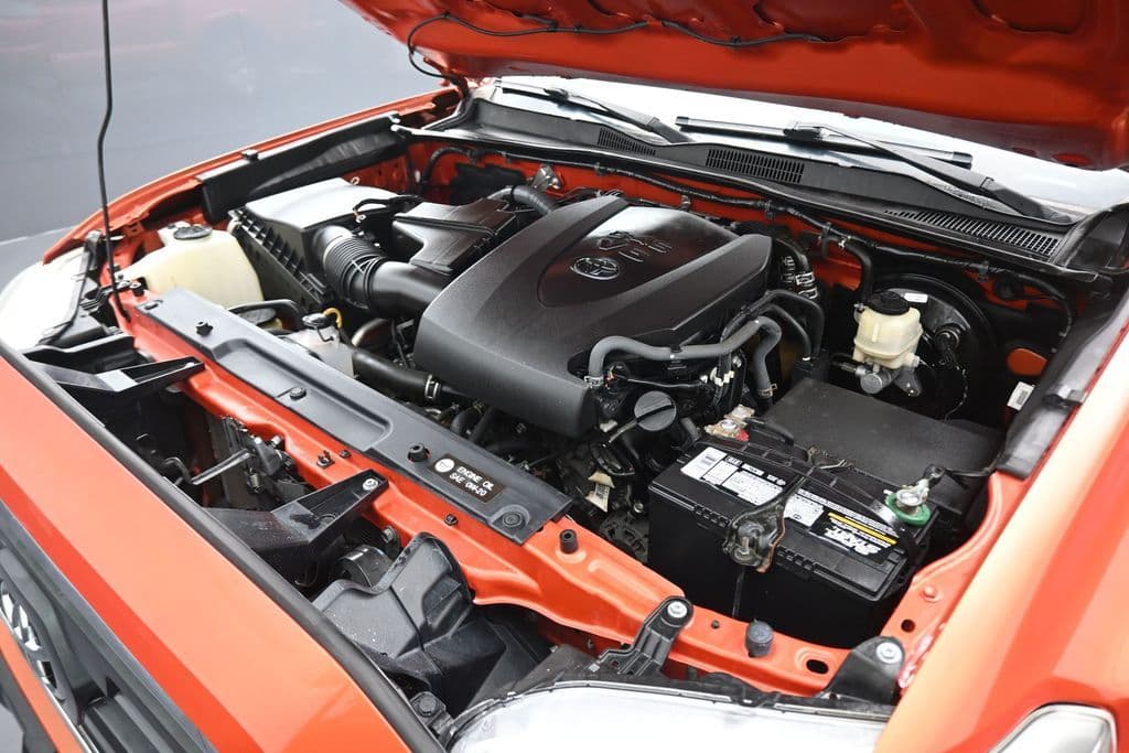 2016 Toyota Tacoma SR5 V6, photo 49 of 59