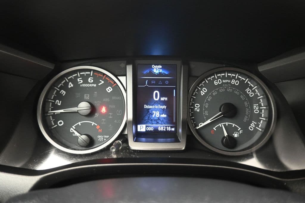 2020 Toyota Tacoma TRD Off-Road V6, photo 15 of 58