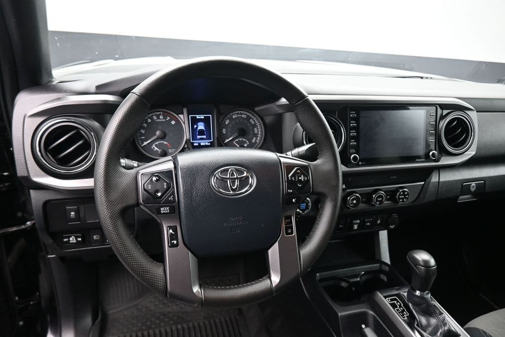 2020 Toyota Tacoma TRD Off-Road V6, photo 14 of 58