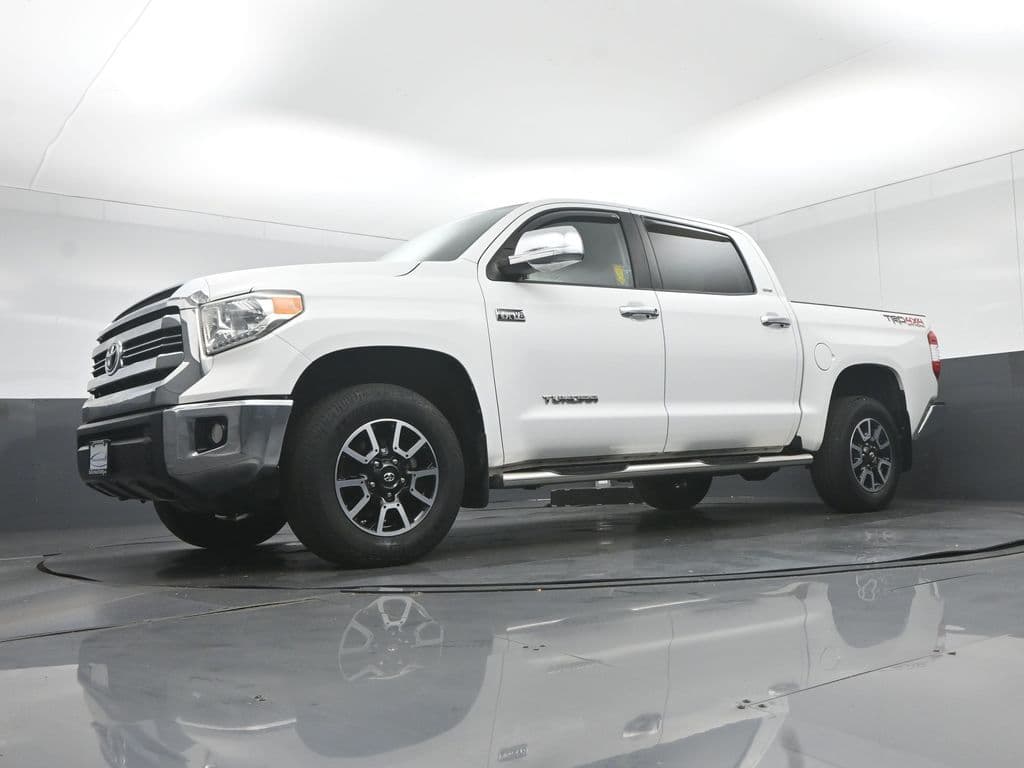 2016 Toyota Tundra SR5 CrewMax, photo 52 of 58