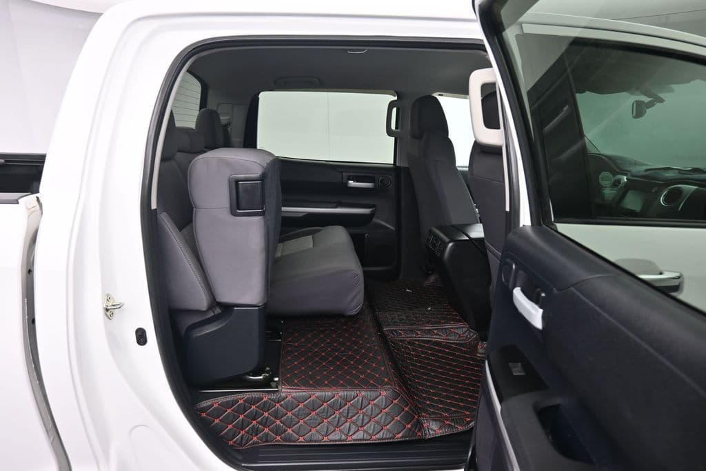 2016 Toyota Tundra SR5 CrewMax, photo 37 of 58