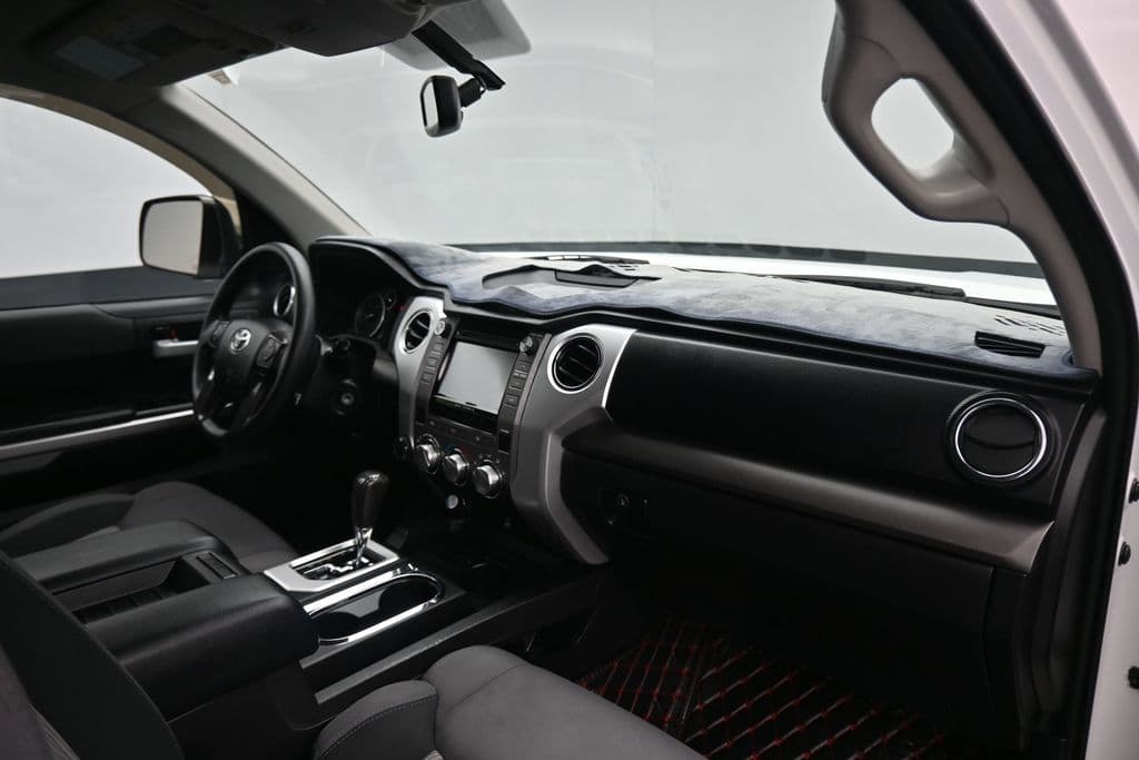 2016 Toyota Tundra SR5 CrewMax, photo 42 of 58