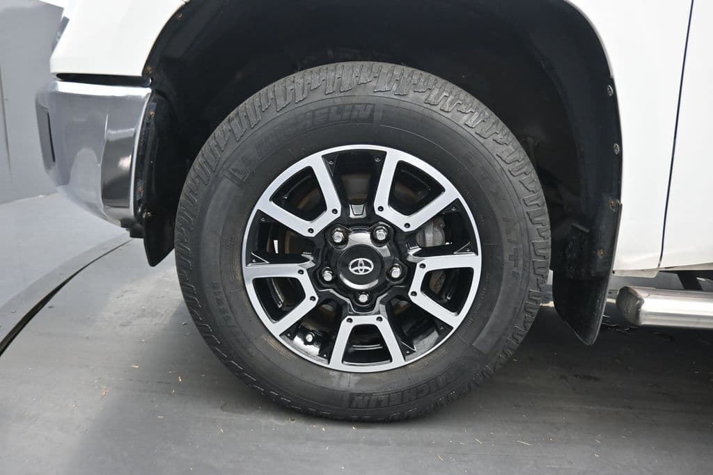 2016 Toyota Tundra SR5 CrewMax, photo 49 of 58
