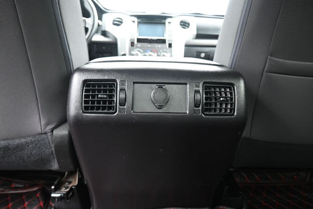 2016 Toyota Tundra SR5 CrewMax, photo 33 of 58