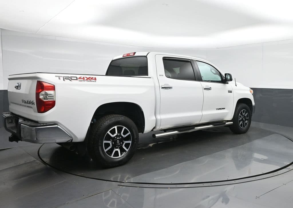 2016 Toyota Tundra SR5 CrewMax, photo 7 of 58