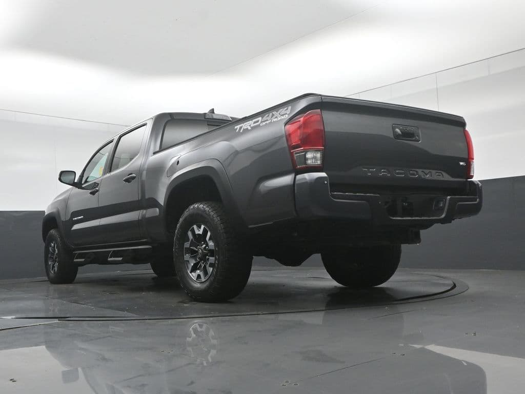2017 Toyota Tacoma TRD Off-Road V6, photo 57 of 62