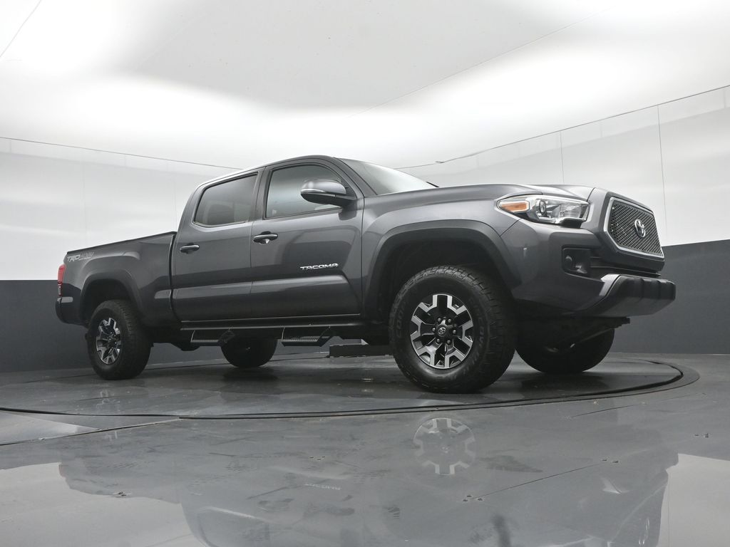 2017 Toyota Tacoma TRD Off-Road V6, photo 55 of 62