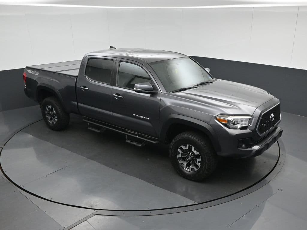 2017 Toyota Tacoma TRD Off-Road V6, photo 59 of 62