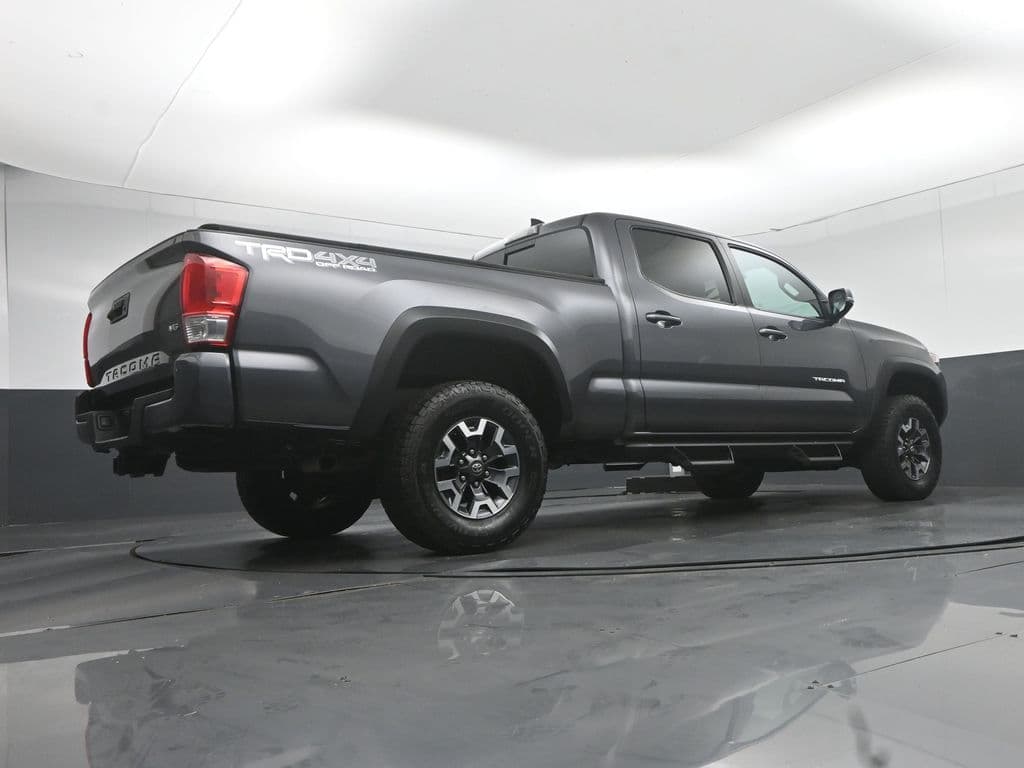 2017 Toyota Tacoma TRD Off-Road V6, photo 58 of 62