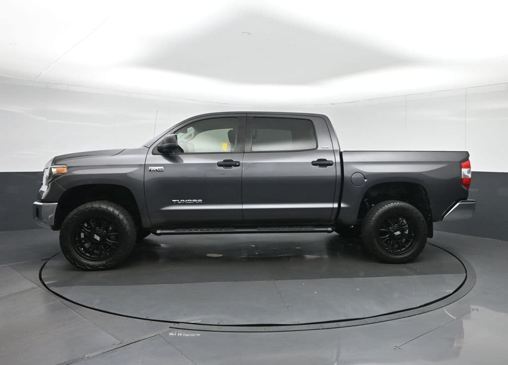 2019 Toyota Tundra SR5 CrewMax, photo 4 of 58