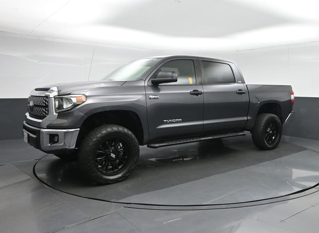 2019 Toyota Tundra SR5 CrewMax, photo 3 of 58