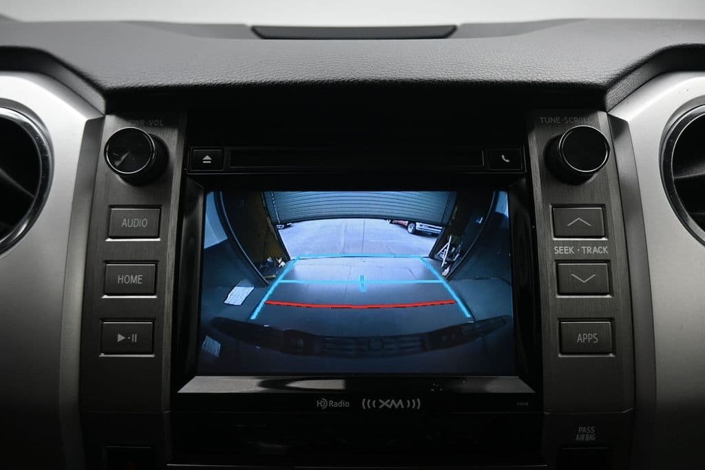 2019 Toyota Tundra SR5 CrewMax, photo 18 of 58