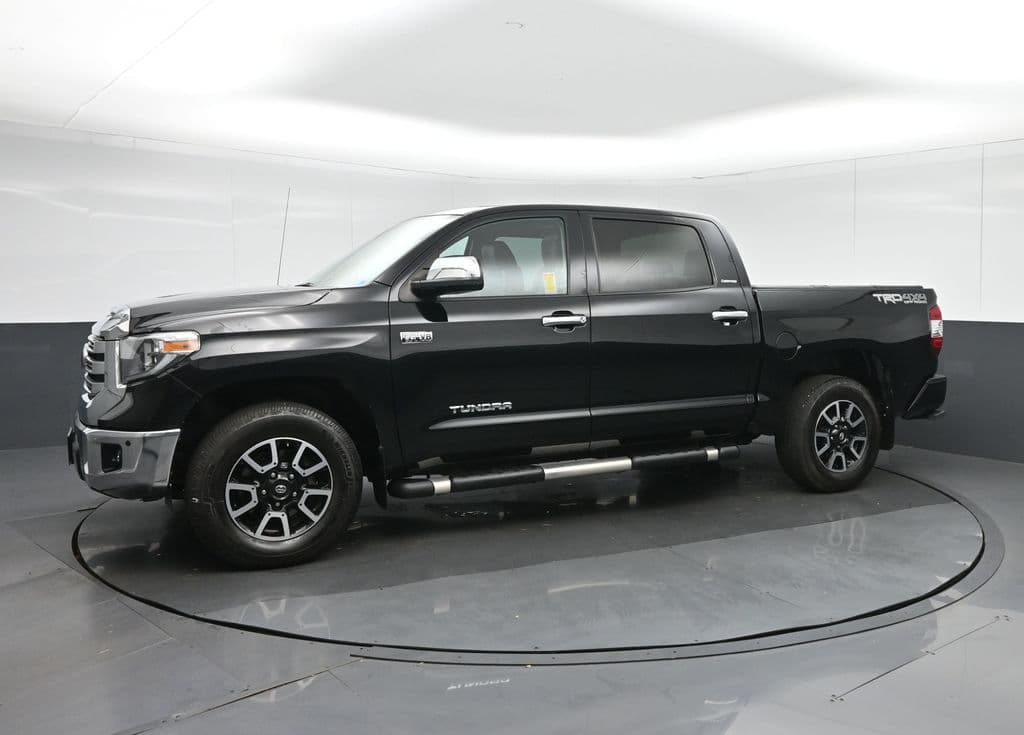 2018 Toyota Tundra Limited CrewMax, photo 3 of 64