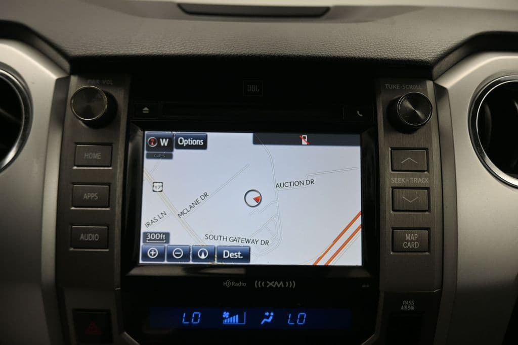 2018 Toyota Tundra Limited CrewMax, photo 20 of 64