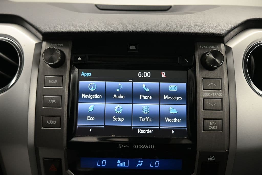2018 Toyota Tundra Limited CrewMax, photo 18 of 64
