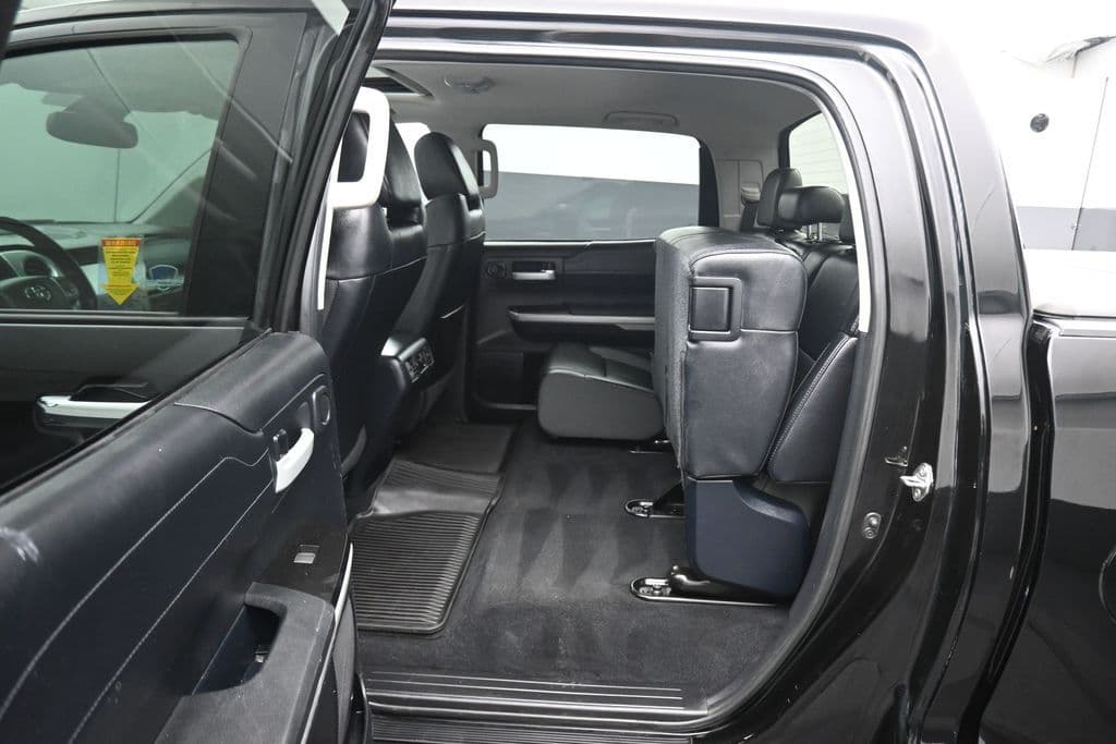 2018 Toyota Tundra Limited CrewMax, photo 35 of 64