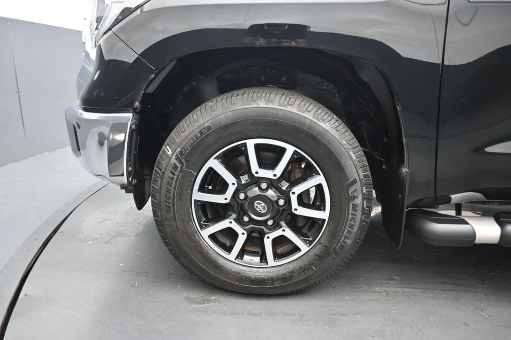 2018 Toyota Tundra Limited CrewMax, photo 56 of 64