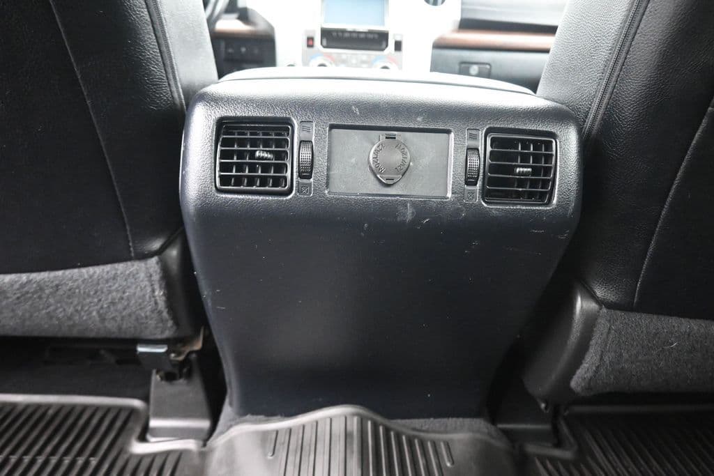 2018 Toyota Tundra Limited CrewMax, photo 37 of 64