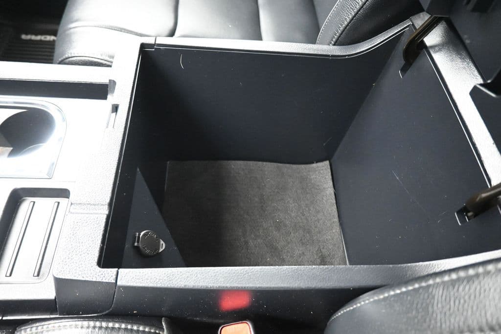 2018 Toyota Tundra Limited CrewMax, photo 25 of 64