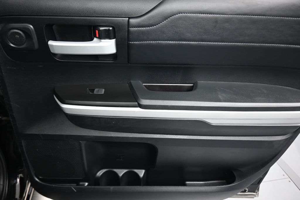 2018 Toyota Tundra Limited CrewMax, photo 39 of 64