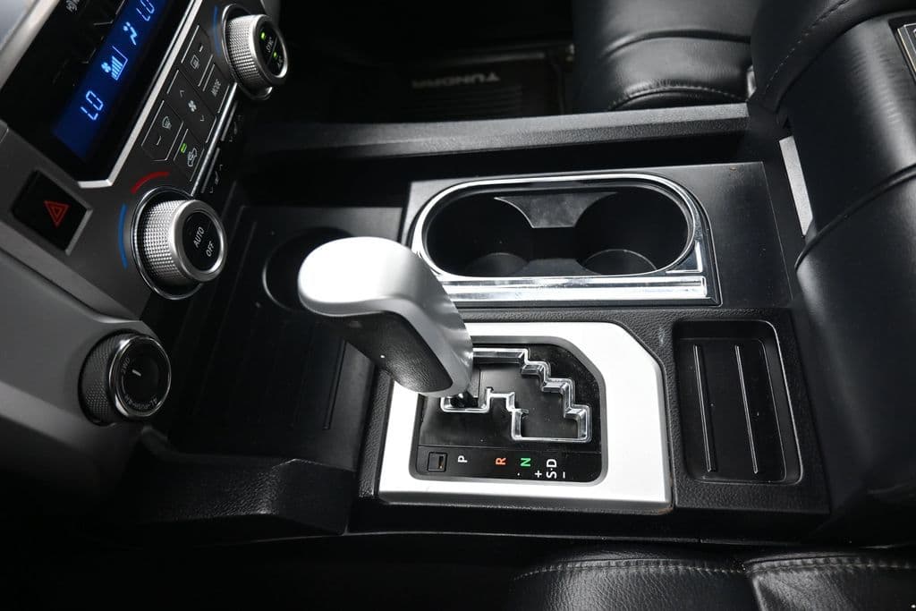 2018 Toyota Tundra Limited CrewMax, photo 24 of 64