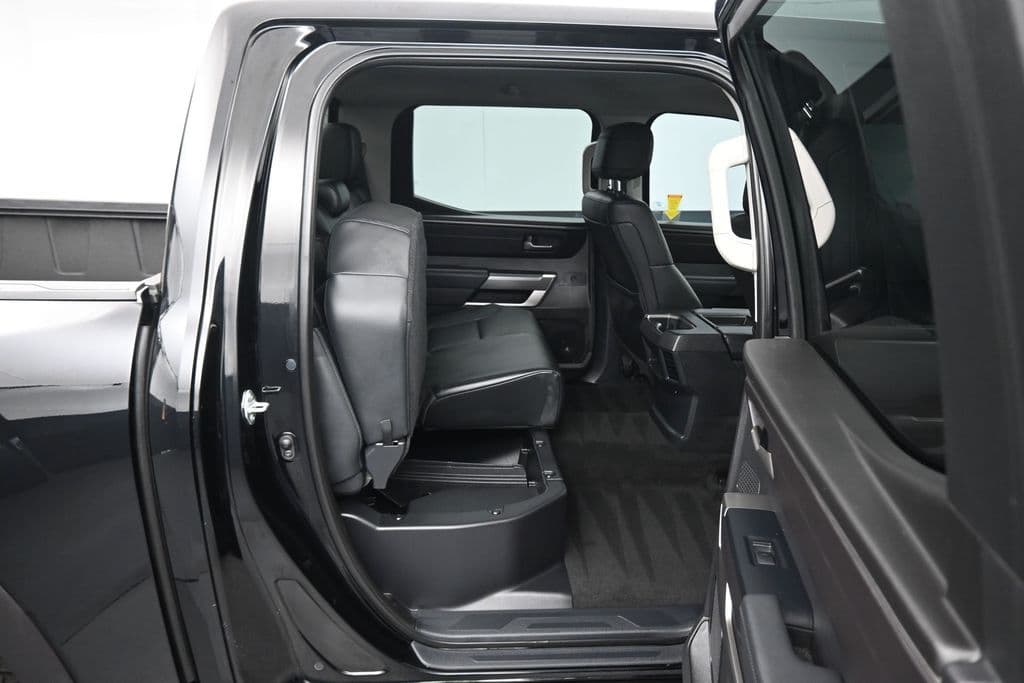 2023 Toyota Tundra SR5, photo 45 of 68